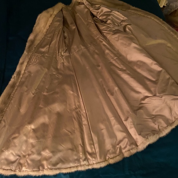 MINK: Tourmaline Authentic Silver Mink, Coat Full Length - Picture 11 of 13